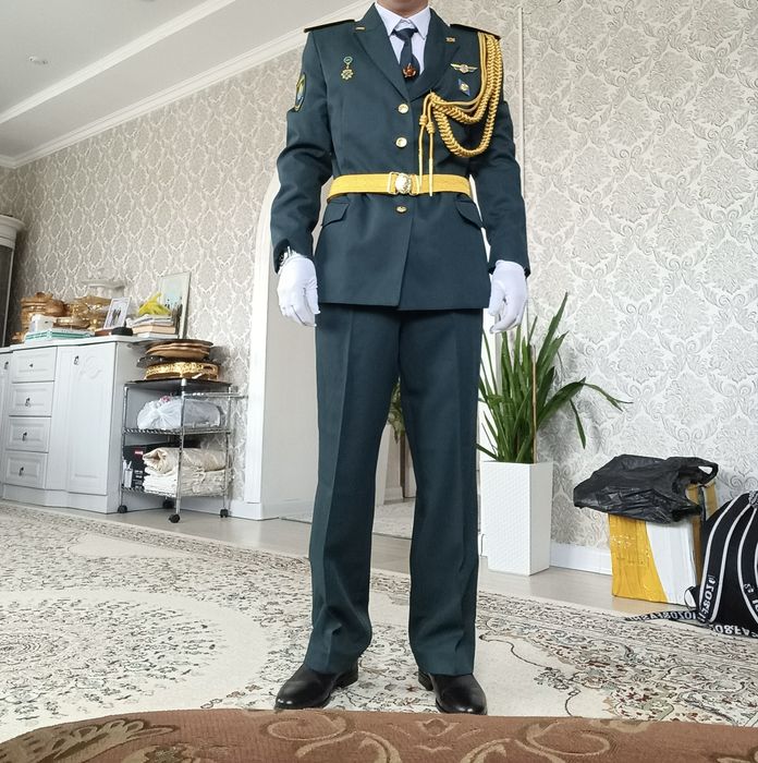 Продам форму парадную