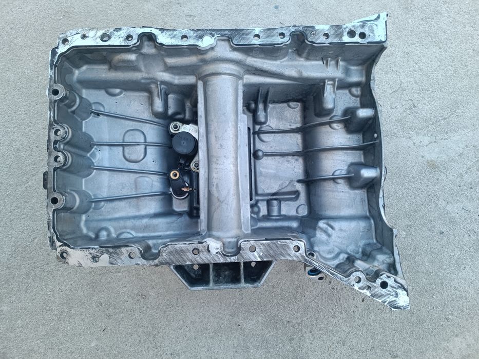 Оригинален маслен картер за Mercedes OM651