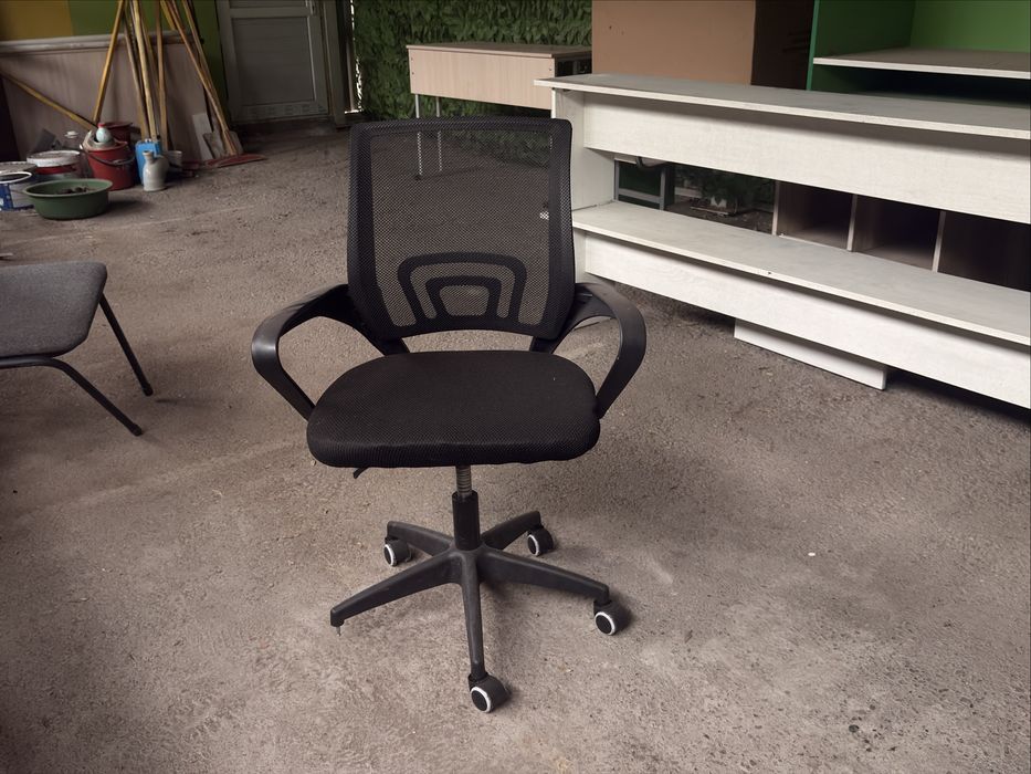 Школьные мебели б/у