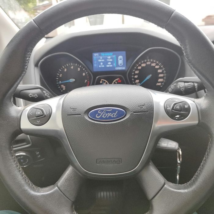 FORD Focus 2014 — imagine 3