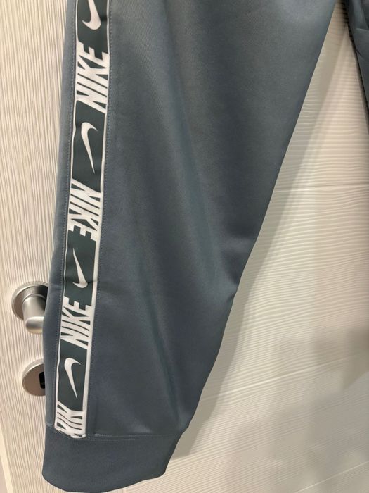 Pantaloni Nike, noi fara eticheta, marimea XL