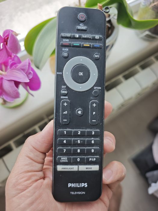 Телевизор Philips 42