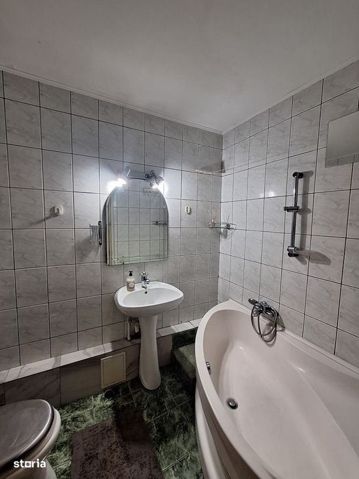 Particular Inchiriez Apartament 2 Camere - Calea Vitan 225