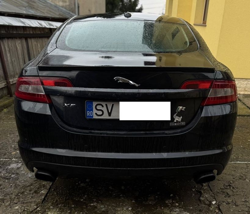 Vând Jaguar XF, R-line,2,7 diesel V6, 207 CP din 2008