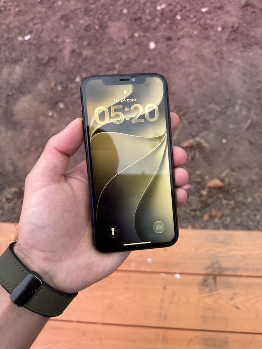 Продам Телефон Айфон 11 Pro