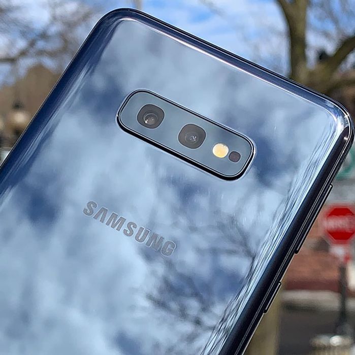 Samsung Galaxy S10e
