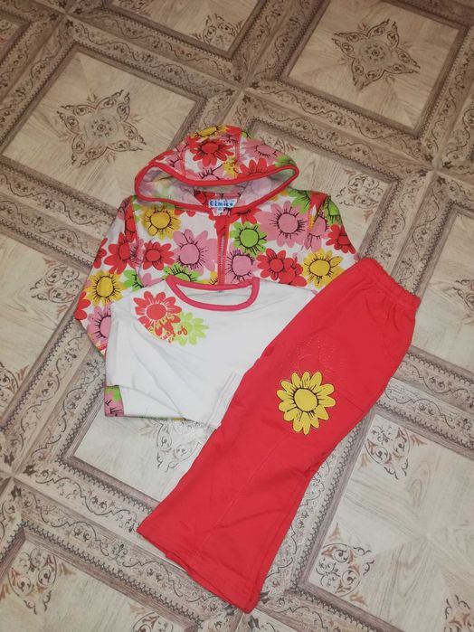 Костюм тройка на девочку