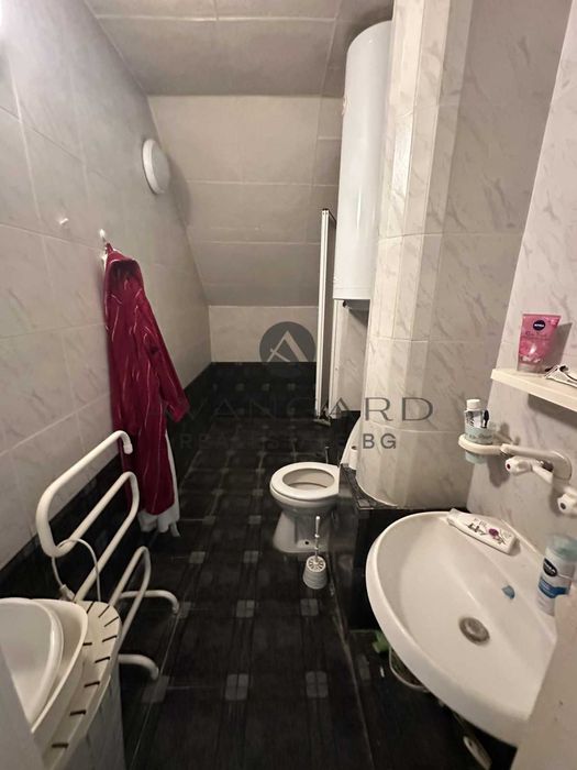 Продава се Двустаен апартамент в Пловдив, Център - 67 кв.м за 2117 €/кв.м - Снимка #7