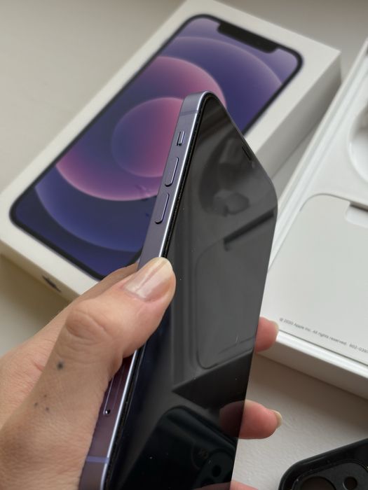 Айфон 12 с гарантией