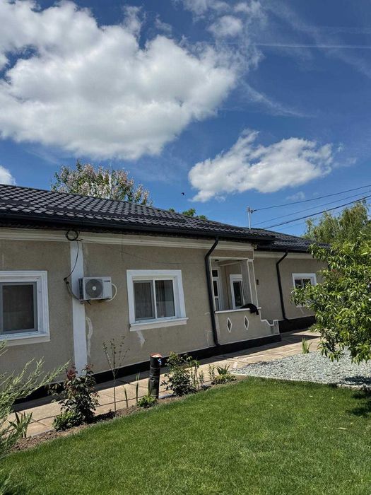 Reparații acoperișuri, Montaj țiglă, Șarpante, Jgheaburi, Burlane, sisteme pluviale, hidroizolatii