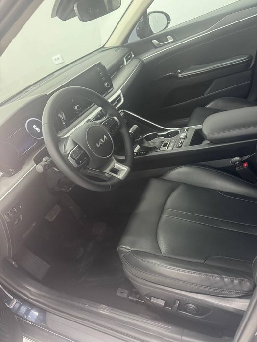2023 yil  kia k5