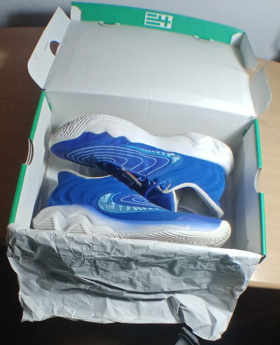 Кросовки Nike Giannis Immortali 4 "bred"