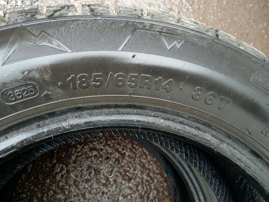 Продам 2 баллона зимние 185/65/14