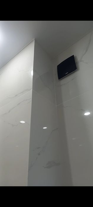 Кафелшик плиточник