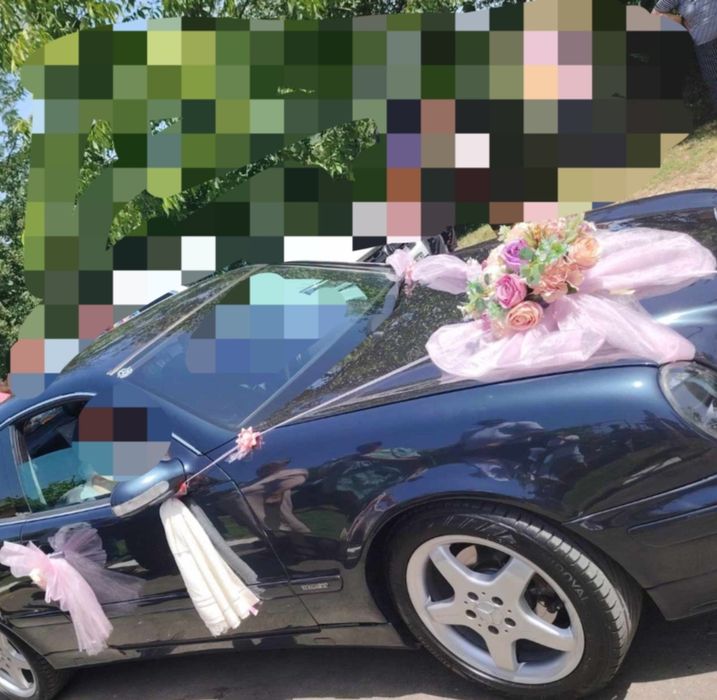 Сватбена украса за автомобил
