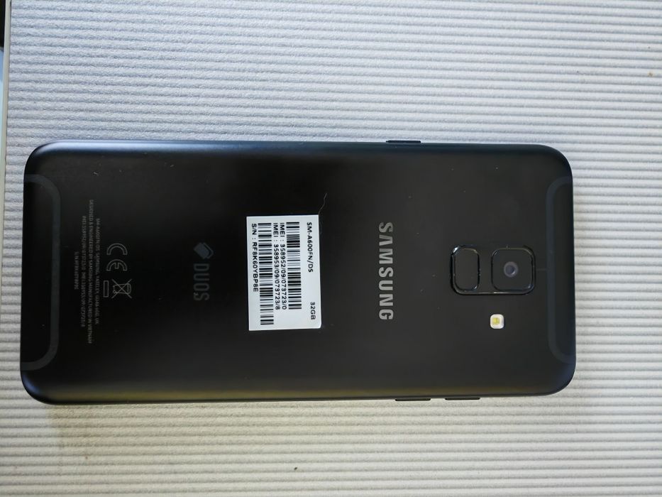 Samsung Galaxy A6 (2018), 32GB-Memory, Duos Sim card