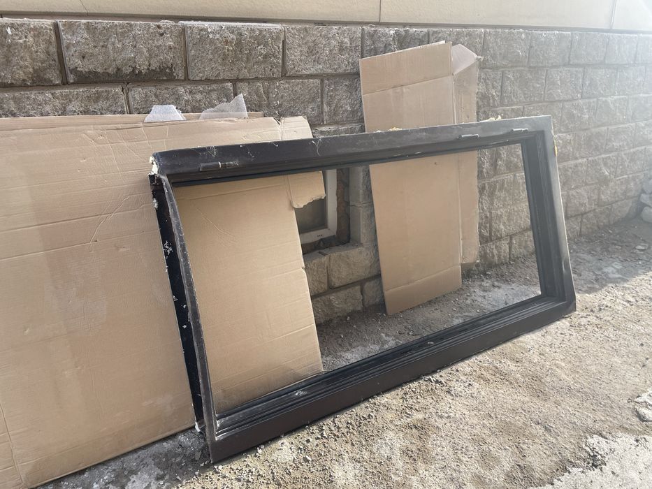 Дверь двери входная