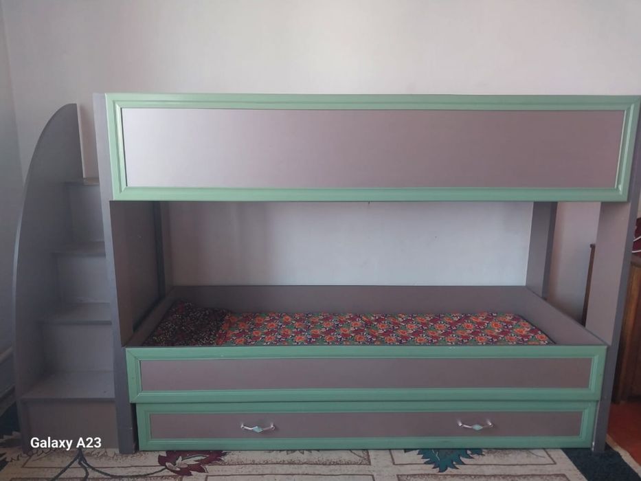 Детский кровать с шкафом