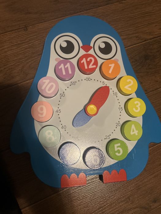 Jucarie de lemn ceas educativ