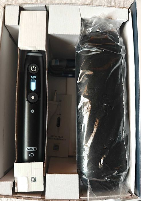 Perie dinti electrica Oral-B iO6