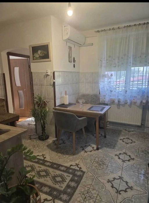 De vanzare apartament