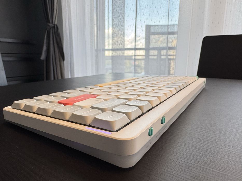 Tastatura mecanica NuPhy Air75, switchuri Moss compatibila Mac si Win