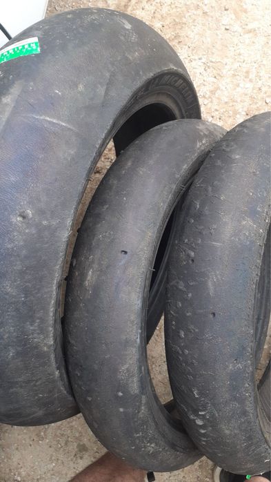 Сликове Michelin преден и заден