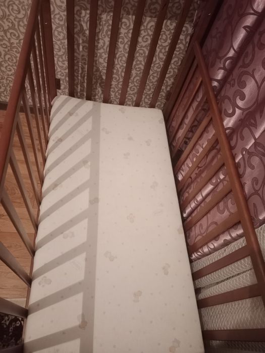 Кроватка детская