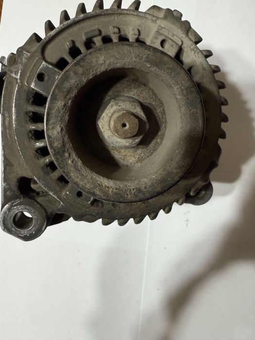 Генератор Toyota Rav 4