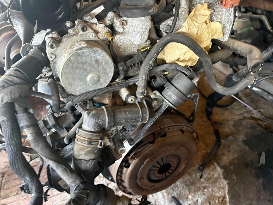 Двигател мотор а20дтх a20dth insignia Zafira инсигния зафира