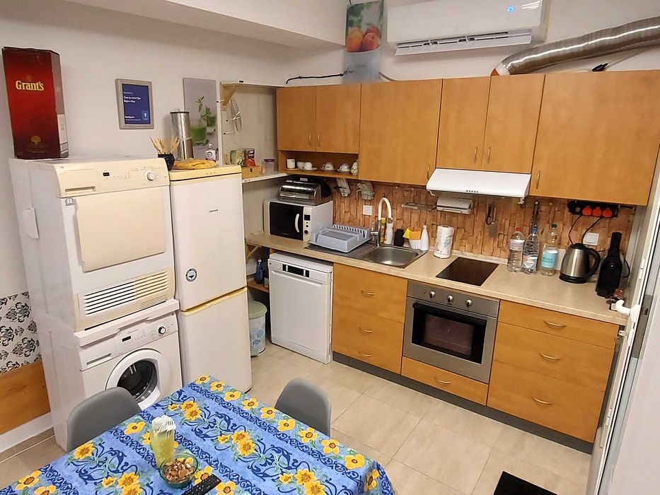 Продава се Етаж от къща в Нова Загора - 307 кв.м за 341 €/кв.м - Снимка #4