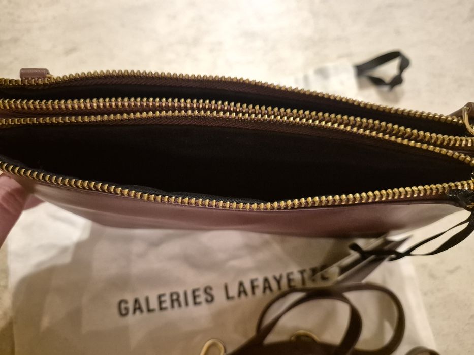 Кожена чанта дамска