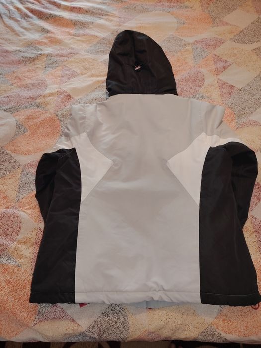 Дамско яке за ски