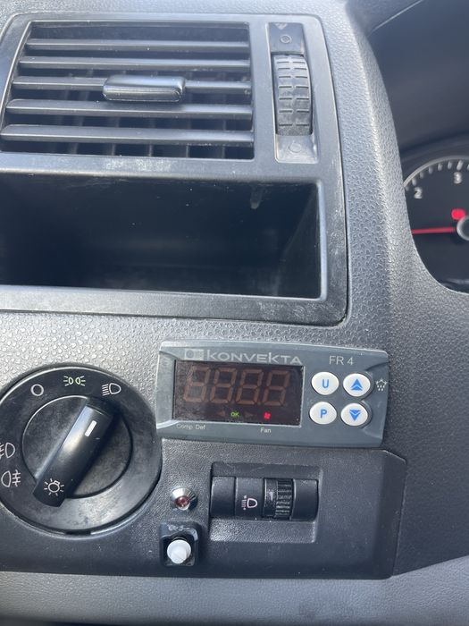 Volkswagen T5 frigorific - 2012 - motor 2000 - 85 cp - euro 5