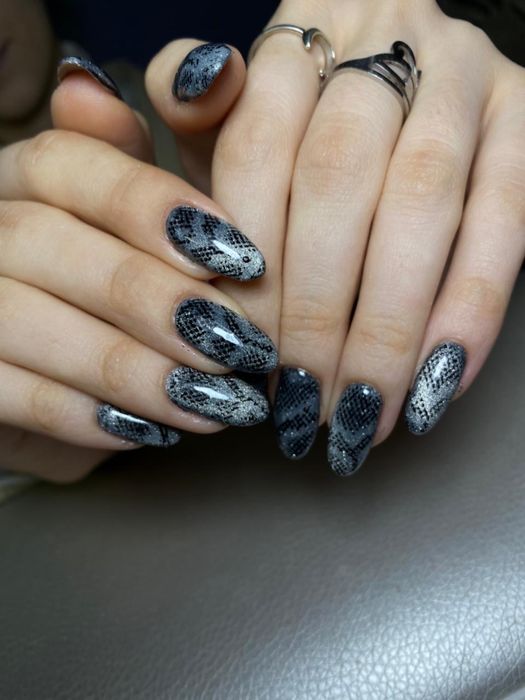 Маникюр, педикюр, макияж