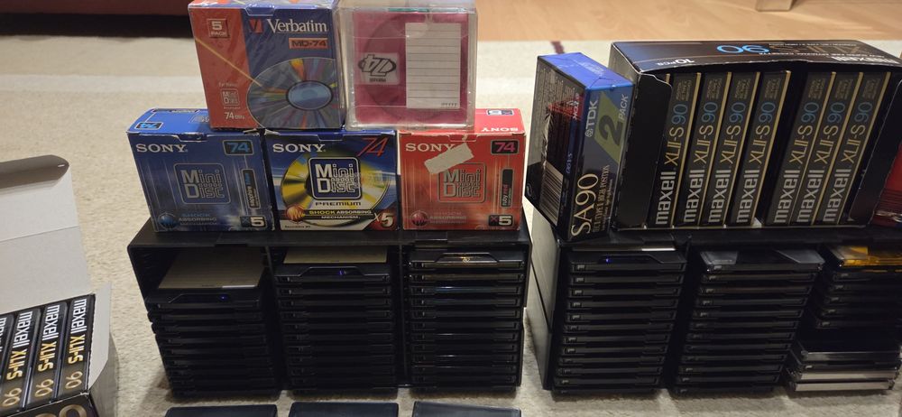 Minidiscuri,casete noi si folosite,benzi maxell,role technics