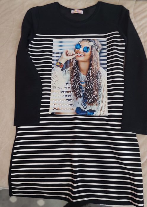 Рокля , черна с принт