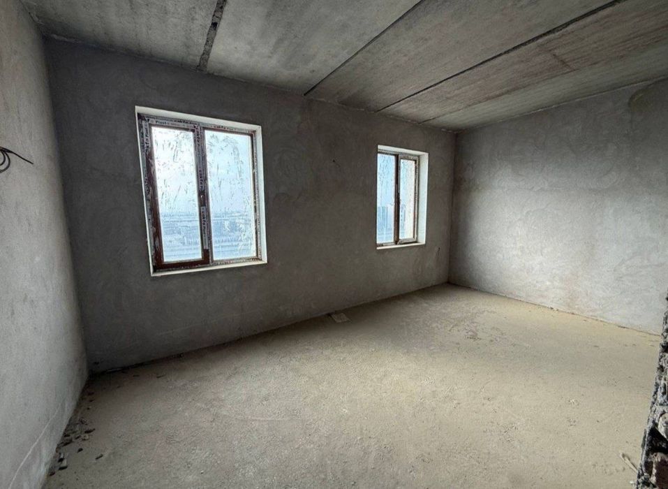 Keng 3 xonali karobka 110 m² sharq