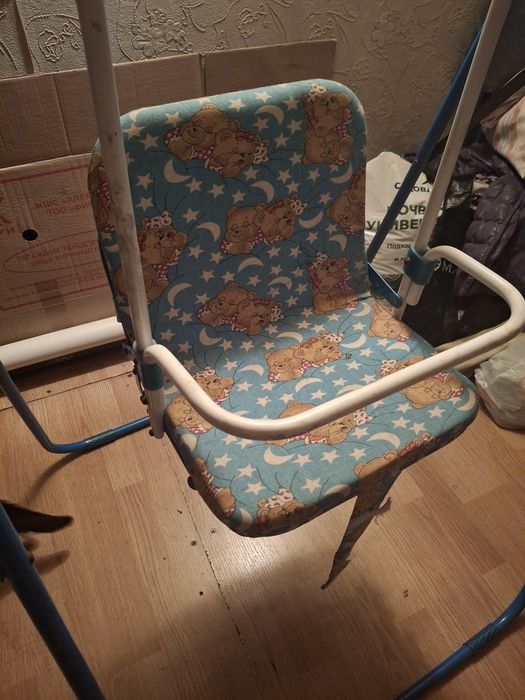 Детские качели.голубые.