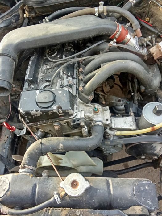 Мерс 605 Дизел Мотор