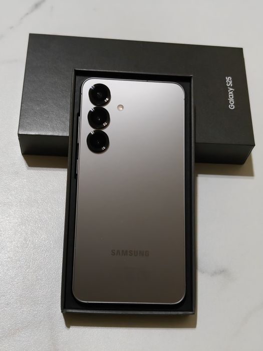 Samsung S25 128 gb Ram 12 5G EAC