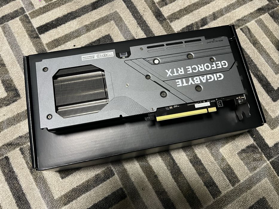 Видеокарта GeForce 4060 RTX