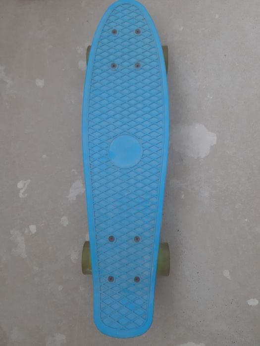 Продам скейт пенниборд