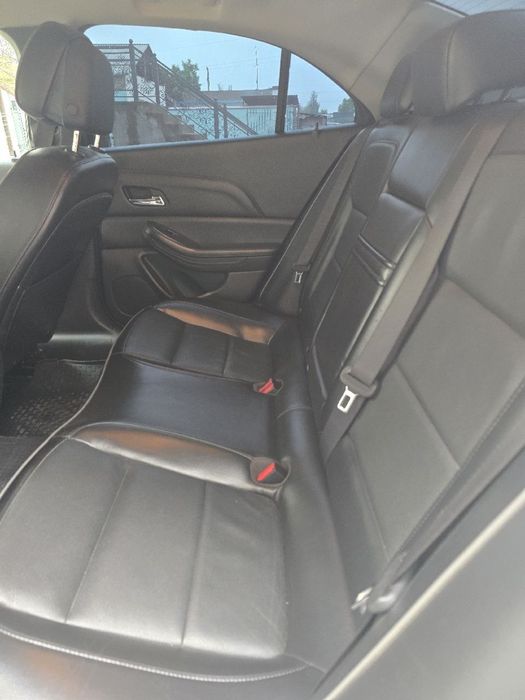 Malibu 1 yili 2012/2013 holati ideal