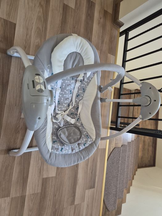 Vând Leagan electric Wunderkid + Coșuleț bebeluș pentru dormit