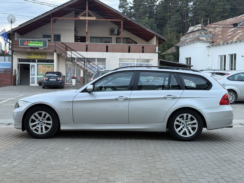 BMW Seria 3 320D E91 Diesel