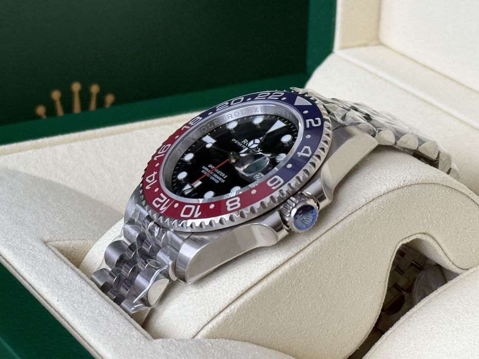 Часы Rolex GMT-Master II «Pepsi»