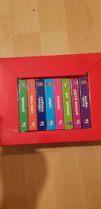 Cărți cartonate bebelusi