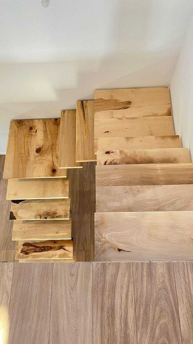 trepte  scari lemn masiv