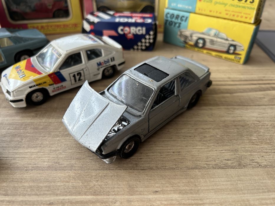 Лот колички matchbox, corgi